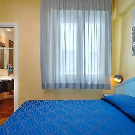 Marilena Hotel 2*